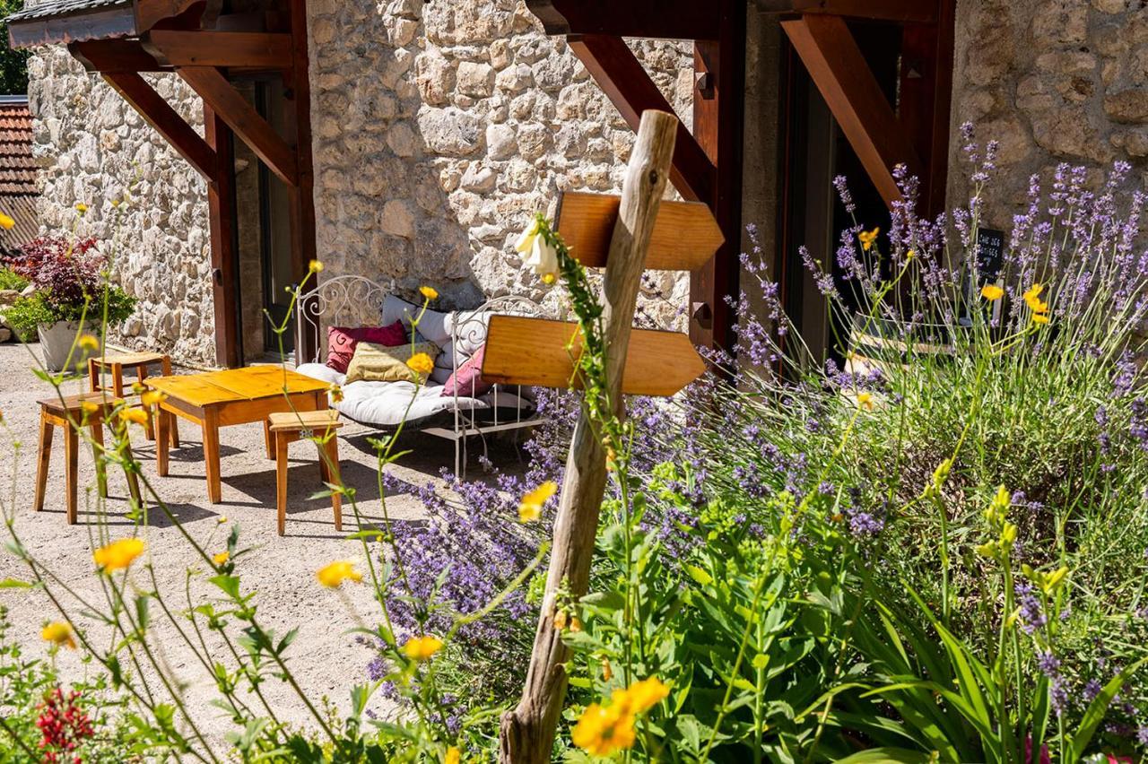 Bed and Breakfast Un R De Memises Thollon-les-Memises Zewnętrze zdjęcie